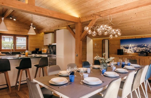 La Clusaz Ski Chalet | Chalet 4★, 15 guests, La Clusaz, sauna, village center, 7 bedrooms