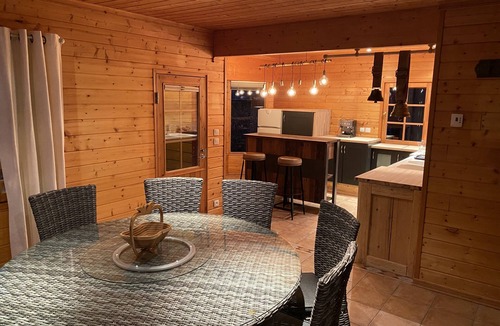 Bonnevaux Ski Chalet | Chalet AU Coeur DU Haut Doubs