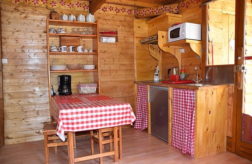 Cuers Ski Chalet | CHALET BOIS TOUT CONFORT- special discount summer 2026