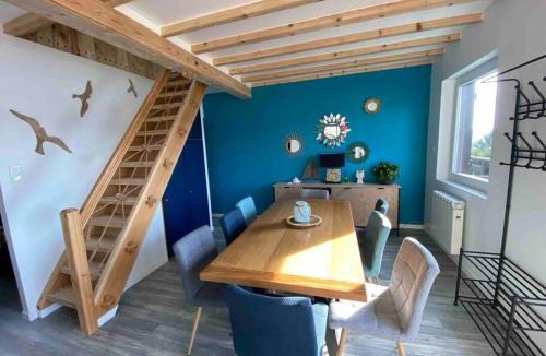 Montperreux Ski Chalet | Chalet Charmant rénové au bord du Lac St Point