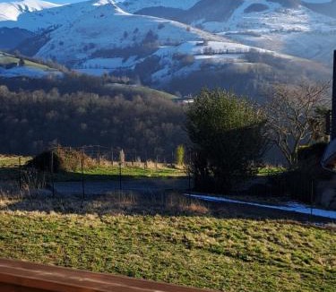 Arrodets-ez-Angles Ski Chalet | Chalet dans les Hautes- Pyrénées entre Lourdes et Bagnères Calme et Vue magnifique
