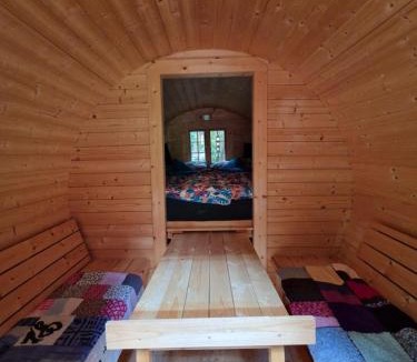 Saint-Sauveur Ski Chalet | Chalet De La Forêt - 6 personnes