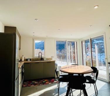 Brides-les-Bains Ski Chalet | Chalet Douce Noire