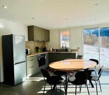 Brides-les-Bains Ski Chalet | Chalet Douce Noire