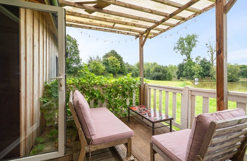 Broons Ski Chalet | Chalet 'En Pleine Nature' with Shared Garden