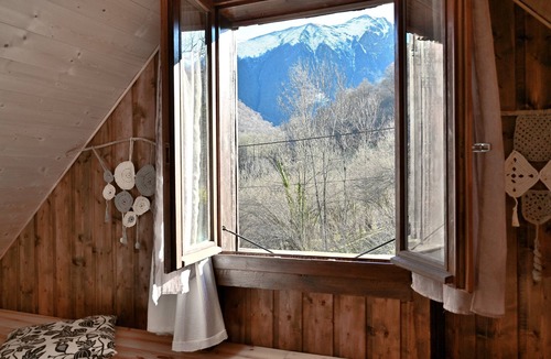Bonac-Irazein House | Chalet En so de Gusti – Peaceful Escape in the Pyrenees, Perfect for Hiking & Relaxation