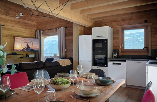 Saint-Gervais-les-Bains Ski Chalet | Chalet Alpage du Bettex - Bright and airy chalet with sauna - OVO Network