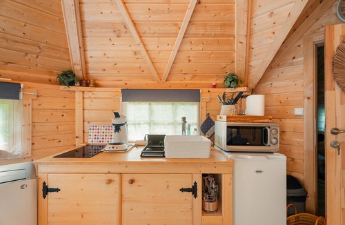 Sables-d'Or-les-Pins Cabin | Chalet 'Gite Petite Chaumière Kota Finland' with Private Terrace, Garden and Air Conditioning
