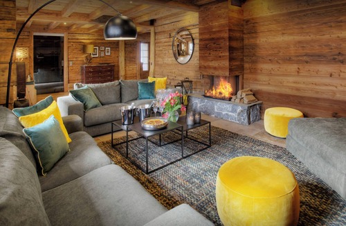 La Giettaz Ski Chalet | Chalet Goville - luxury alpine base for 15 sauna & hot tub - OVO Network