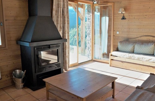 Pra Loup Ski Chalet | Chalet in Pra Loup 1500 with 4 bedrooms for 12 people