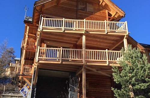 Les Claux Ski Chalet | Chalet rental in Vars-les-Claux for 12 guests