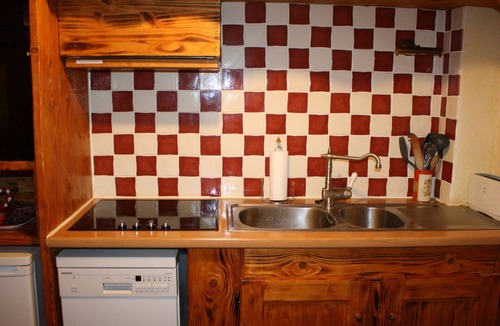 Chamrousse Apartment | Chalet-style apartment at the foot of the slopes in Chamrousse