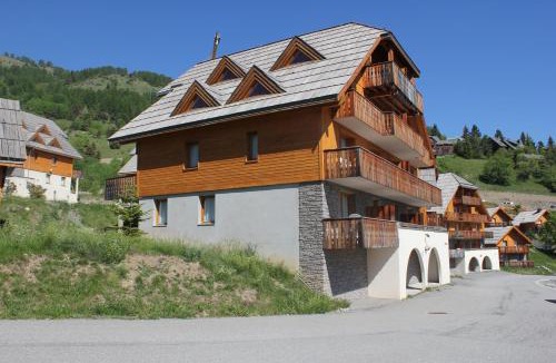 Pra Loup Apartment | Chalets de Praroustan by Actisource