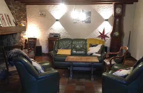 Garin House | Chaleureuse Maison de Montagne