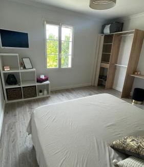 Jonquieres-Saint-Vincent Bed & Breakfast | Chambre privée chez l habitant au mas des fontaines