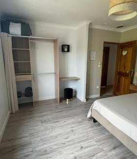 Jonquieres-Saint-Vincent Bed & Breakfast | Chambre privée chez l habitant au mas des fontaines