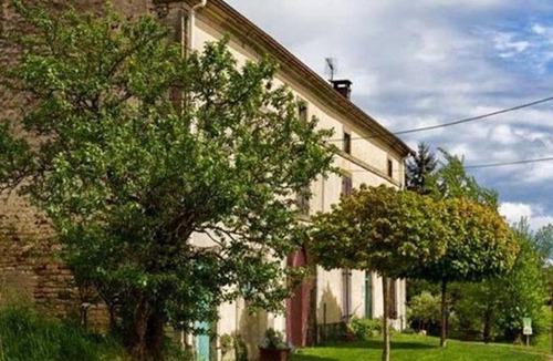 Grandrupt-de-Bains Bed & Breakfast | Chambre Bleue confortable à la ferme avec petit-déjeuner - FR-1-589-748