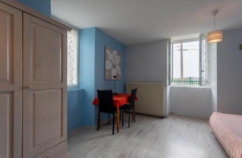 Piets-Plasence-Moustrou Bed & Breakfast | Chambre d'hôtes Ticounat