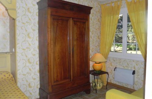 Aramon Bed & Breakfast | Chambre d'hôte "Avignon"