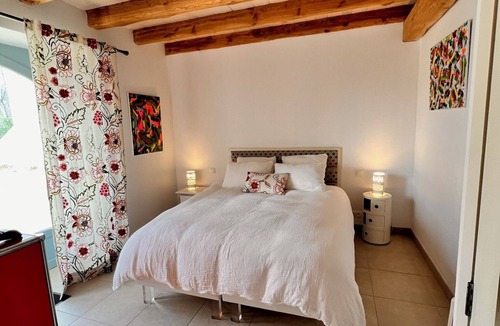 Saint-Medard Bed & Breakfast | Chambre d'Hôtes Côté Cour