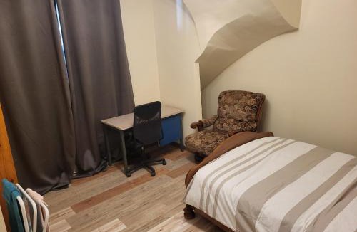 Bar-sur-Aube Bed & Breakfast | Chambre d'hote chez Angela