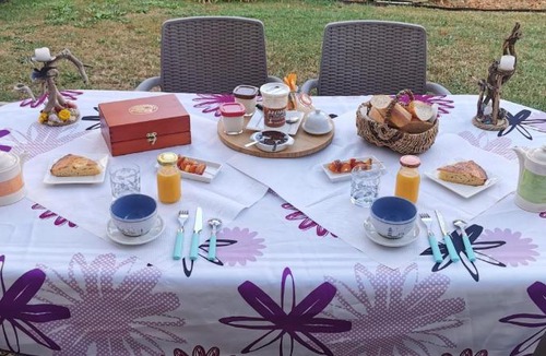 La Ville-es-Nonais Bed & Breakfast | CHAMBRE D'HOTES Côté RANCE