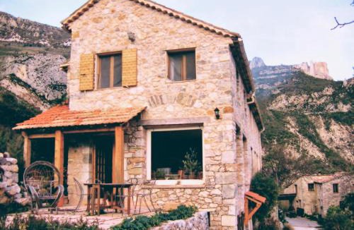 Castellane Bed & Breakfast | Chambre des Arches, Gorges du Verdon, Cadre Magnifique