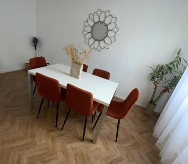 Vandoeuvre-les-Nancy House | Chambre privée bambou cosy et lumineuse