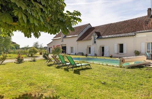 Le Controis en Sologne Bed & Breakfast | Chambres D'hôtes La Maison Rouge -