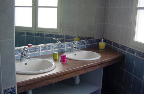 Vezinnes Bed & Breakfast | Chambres et table d'hôtes Saint Nicolas, maisonnettes individuelles dans propriété privée