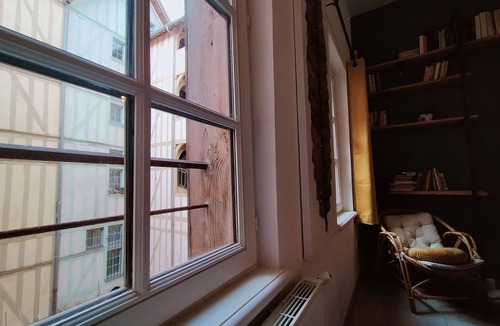 Old Town Apartment | Champagne-style apartment in the hyper-center of troyes