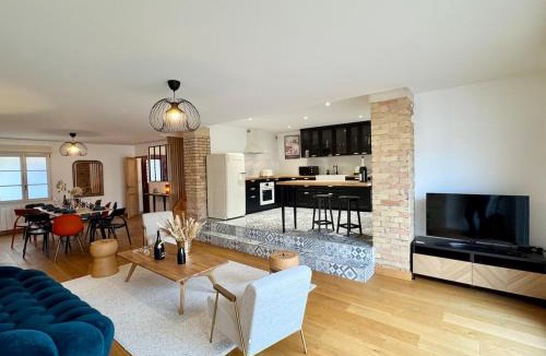 Witry-les-Reims House | Champagne Witry Cottage - Reims for 10 with garden