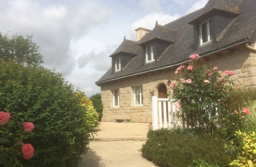Landehen House | Character family home in the countryside 10 pers. 20 minutes from the coast