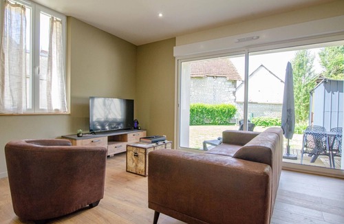Neuville-sur-Vanne House | Charlie's Home - NEUVILLE SUR VANNE