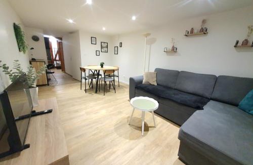 Vendeuvre-sur-Barse Apartment | Charmant Appartement T2 au rez de chaussée