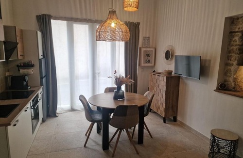 Bagnols-en-Foret Apartment | Charmant appartement au coeur de notre beau village
