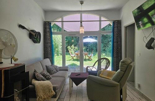Buros Apartment | Charmant au calme en pleine nature, à 5 min de Pau