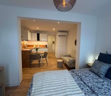 Saint-Vallier-de-Thiey Apartment | Charmant studio en résidence au calme