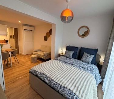 Saint-Vallier-de-Thiey Apartment | Charmant studio en résidence au calme