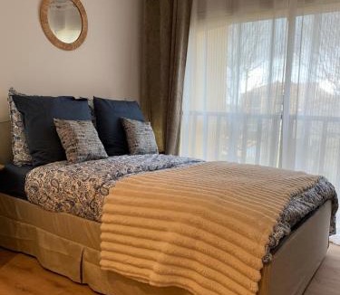Saint-Vallier-de-Thiey Apartment | Charmant studio en résidence au calme