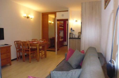 Eaux-Bonnes Apartment | Charmant Studio à Proximité des Pistes – 4 Pers., Balcon, Tout Équipé - FR-1-400-4