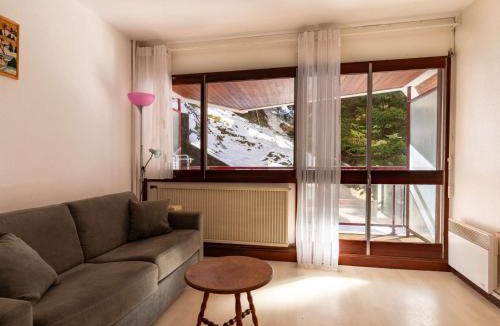 Eaux-Bonnes Apartment | Charmant Studio à Proximité des Pistes – 4 Pers., Balcon, Tout Équipé - FR-1-400-4