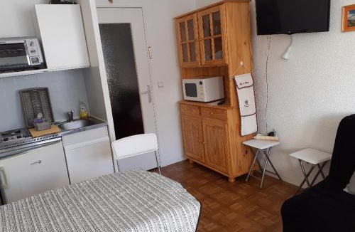Le Sauze Apartment | Charmant studio 4 pers au Sauze avec balcon et parking - FR-1-165A-114