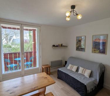 Esquieze-Sere Apartment | Charmant T2 wifi parking gratuit 4 personnes