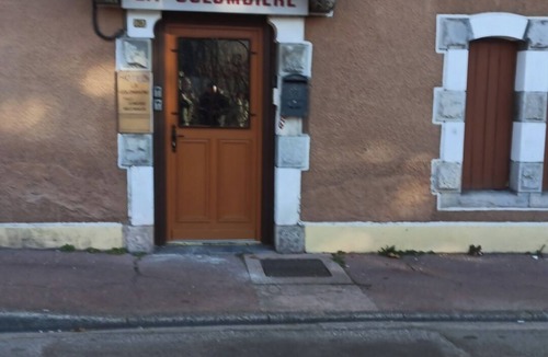 Lourdes Apartment | Charming 1-bedroom apartment in enjoyable Lourdes with WiFi 200 mBt