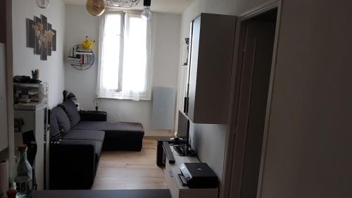 Saint-Roch Apartment | Charming 2-room apartment in Saint Jean d'Angely district