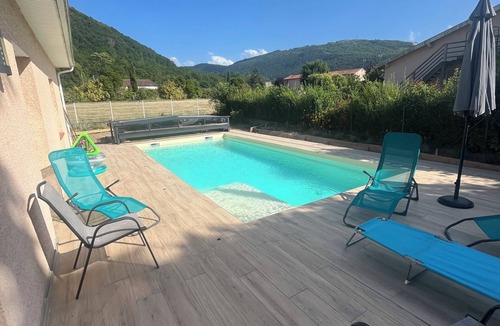 Foix House | Charming 4-bedroom bungalow in the heart of Foix