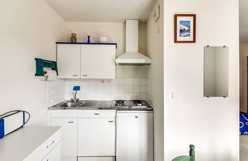 Cauterets Apartment | Charming 4-Person Apartment with 1 Bedroom, Central Location, Near Ski Lifts