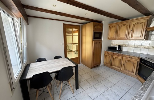 Ingersheim House | Charming 6-Person Gîte, 3 Bedrooms, Wine Route, Near Colmar