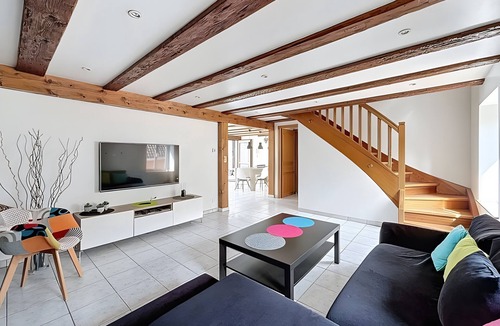 Ingersheim House | Charming 6-Person Gîte, 3 Bedrooms, Wine Route, Near Colmar